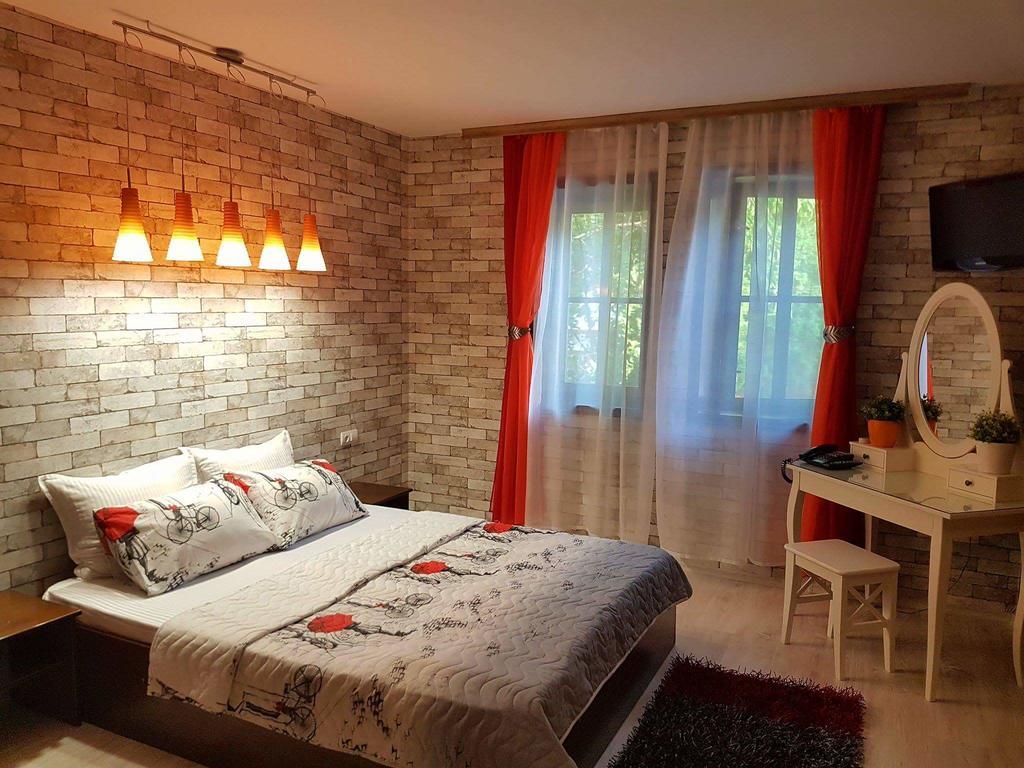 Hotel Minaliat Vek Shumen Exterior photo