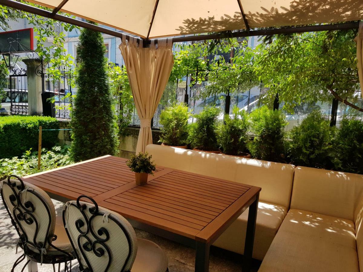 Hotel Minaliat Vek Shumen Exterior photo