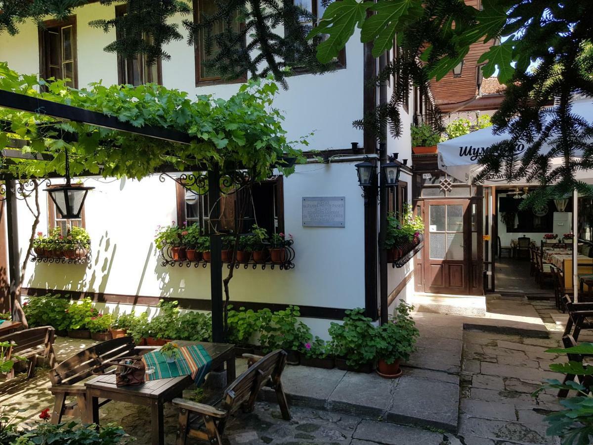 Hotel Minaliat Vek Shumen Exterior photo